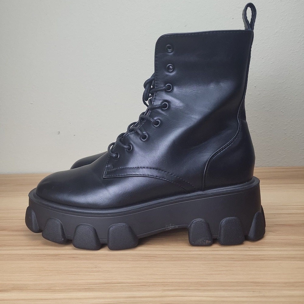 Retro Women's 8 Things Just‎ Got Cleated Chunky Platform Boots Black Edgy Gothic
